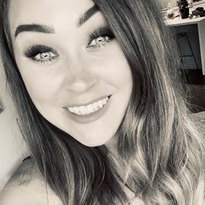 Meet your Posher, Nadia